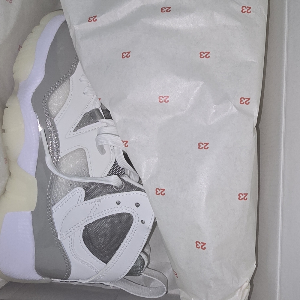 Brand NEW Stylish White and Gray Jordan Sneakers - Women Size: 5 Or Kids 3.5